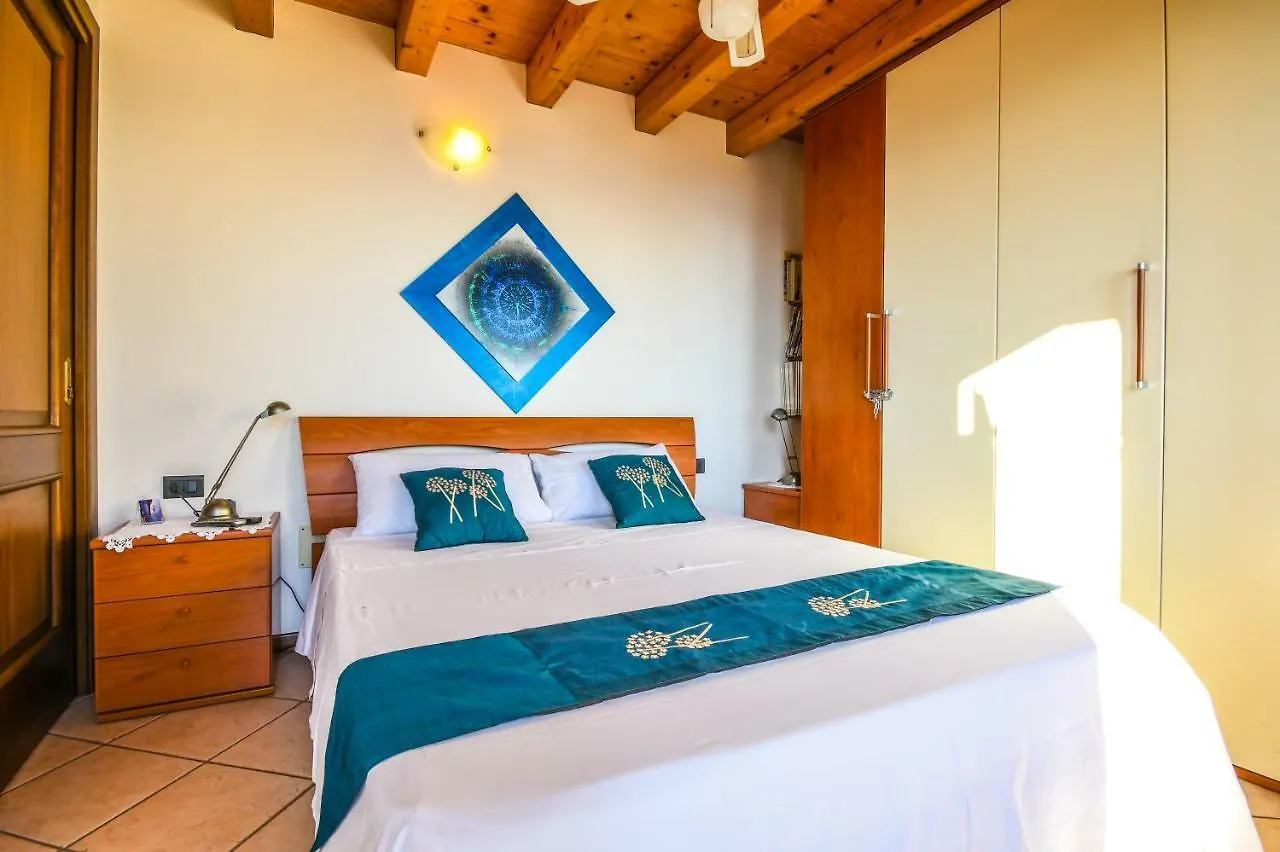 Appartamento Lago Blu Gardone Riviera Italien